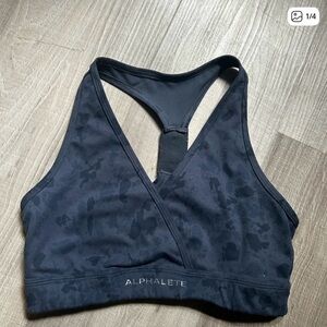 Alphalete sports bra